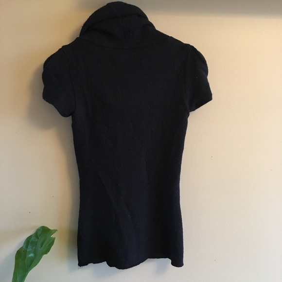 Cute cosy black knitted short sleeved sweater - Picture 4 of 4